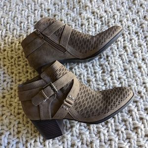 Indigo Rd Heeled Ankle Booties Size 8
